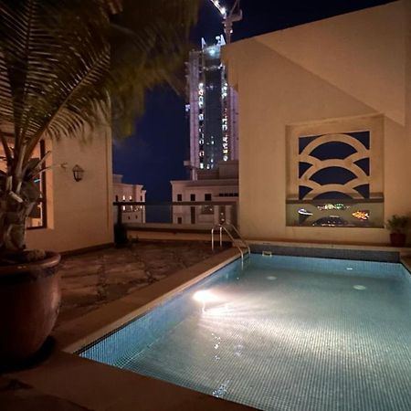 Hostel Neyar Beach Vibes - The Penthouse Dubaj Zewnętrze zdjęcie