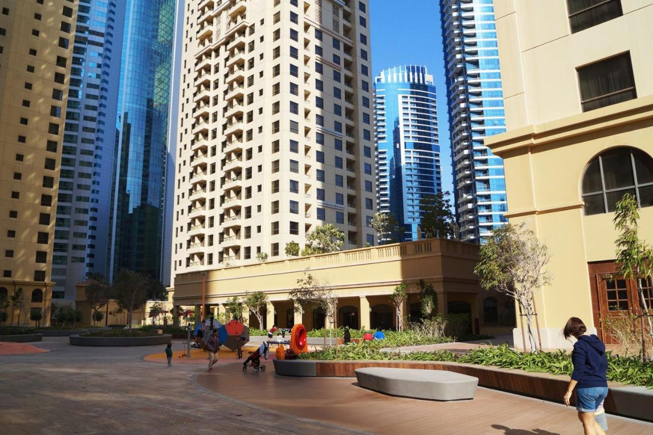 Hostel Neyar Beach Vibes - The Penthouse Dubaj Zewnętrze zdjęcie