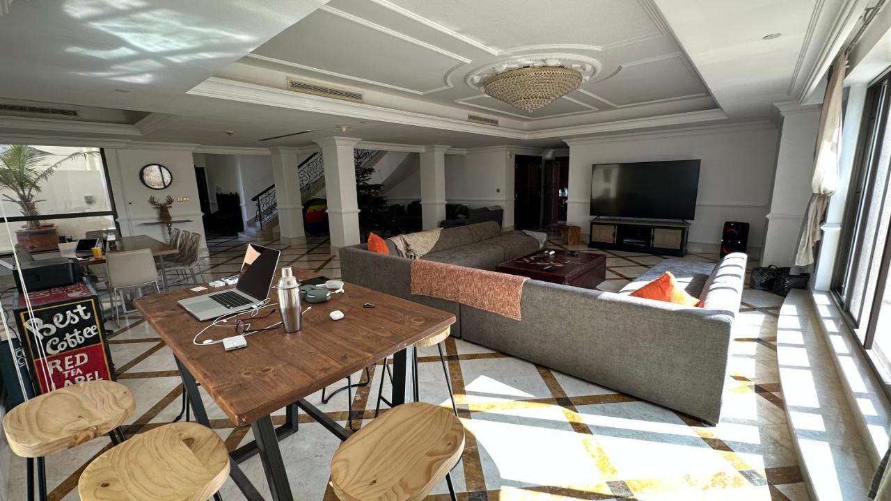 Hostel Neyar Beach Vibes - The Penthouse Dubaj Zewnętrze zdjęcie