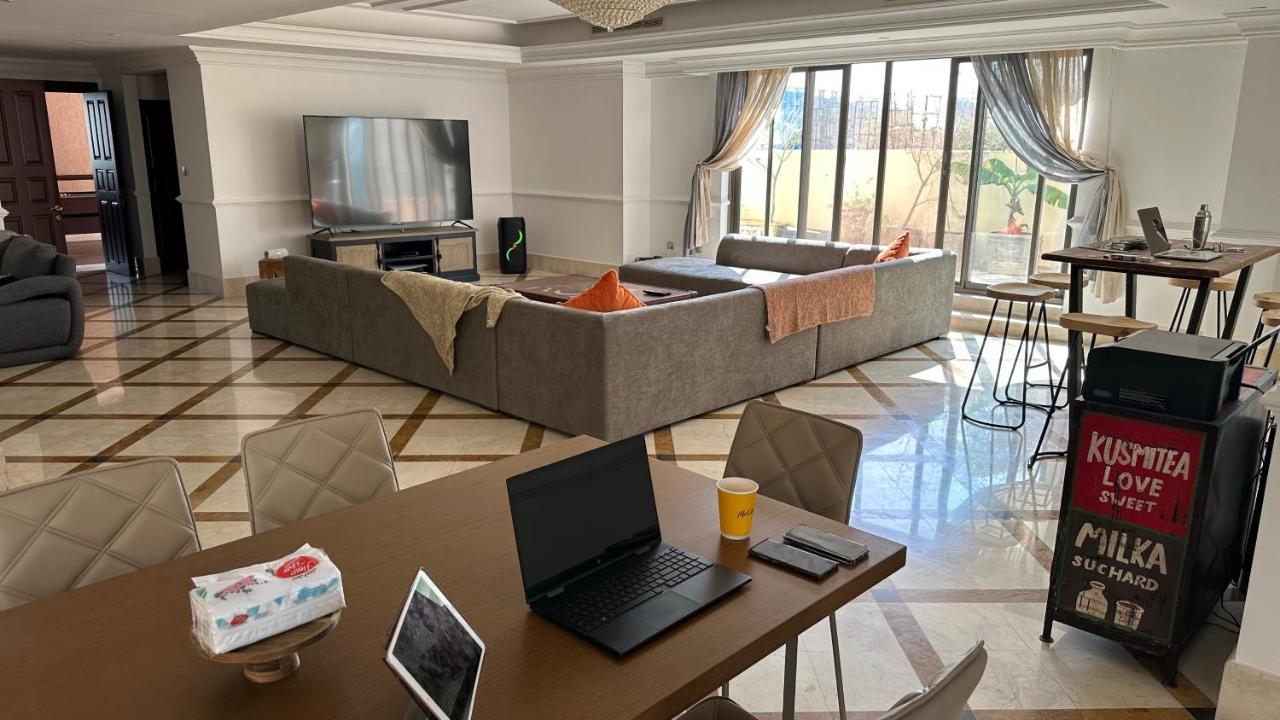 Hostel Neyar Beach Vibes - The Penthouse Dubaj Zewnętrze zdjęcie